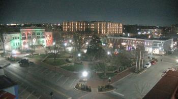 Weather camera view of Walton�s 5 & 10.