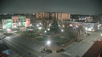 Weather camera view of Walton�s 5 & 10.