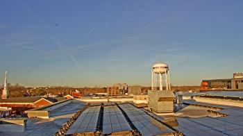 Weather camera view of Walton�s 5 & 10.