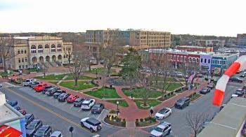 Weather camera view of Walton�s 5 & 10.