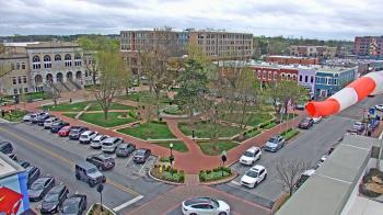 Weather camera view of Walton�s 5 & 10.