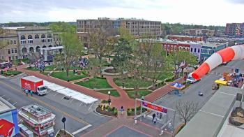 Weather camera view of Walton�s 5 & 10.