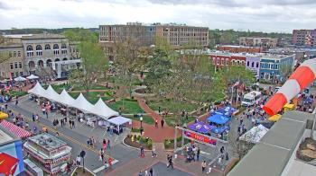 Weather camera view of Walton�s 5 & 10.