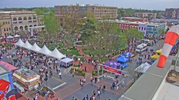 Weather camera view of Walton�s 5 & 10.