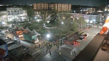 Weather camera view of Walton�s 5 & 10.