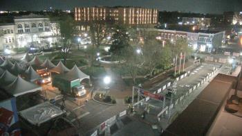 Weather camera view of Walton�s 5 & 10.