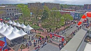 Weather camera view of Walton�s 5 & 10.