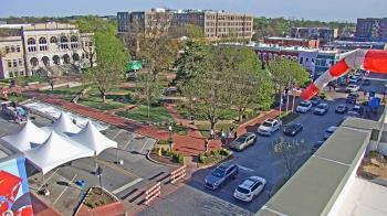 Weather camera view of Walton�s 5 & 10.