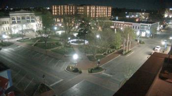 Weather camera view of Walton�s 5 & 10.