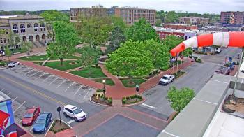 Weather camera view of Walton�s 5 & 10.