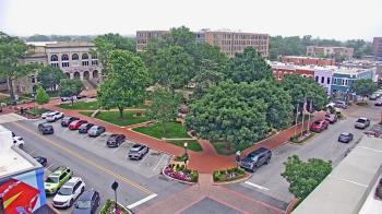 Weather camera view of Walton�s 5 & 10.
