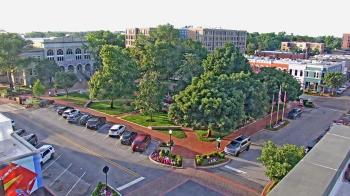 Weather camera view of Walton�s 5 & 10.
