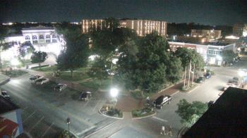 Weather camera view of Walton�s 5 & 10.