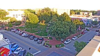 Weather camera view of Walton�s 5 & 10.