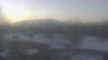 Weather camera view of Big Island Elementary School.