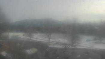 Weather camera view of Big Island Elementary School.