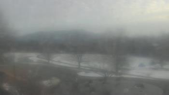 Weather camera view of Big Island Elementary School.