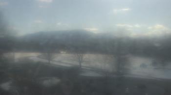 Weather camera view of Big Island Elementary School.