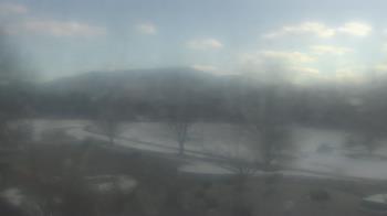 Weather camera view of Big Island Elementary School.