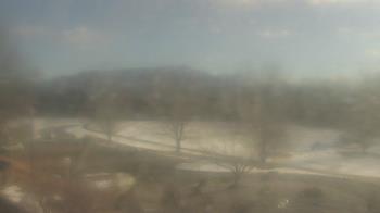 Weather camera view of Big Island Elementary School.