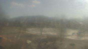 Weather camera view of Big Island Elementary School.