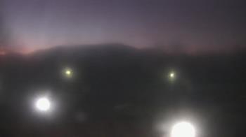 Weather camera view of Big Island Elementary School.