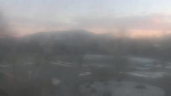 Weather camera view of Big Island Elementary School.