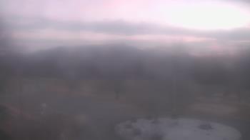 Weather camera view of Big Island Elementary School.