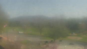 Weather camera view of Big Island Elementary School.