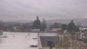 Weather camera view of Bridgeport High School.