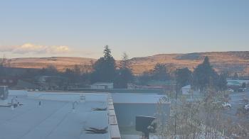 Weather camera view of Bridgeport High School.