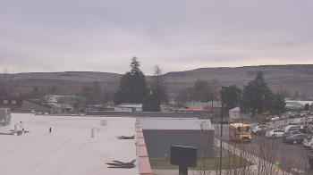 Weather camera view of Bridgeport High School.