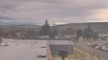 Weather camera view of Bridgeport High School.