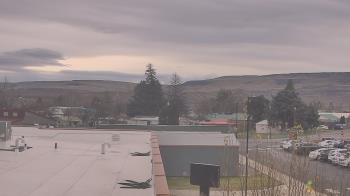 Weather camera view of Bridgeport High School.