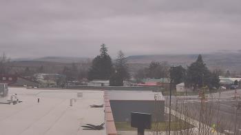 Weather camera view of Bridgeport High School.