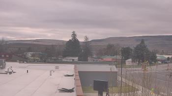 Weather camera view of Bridgeport High School.