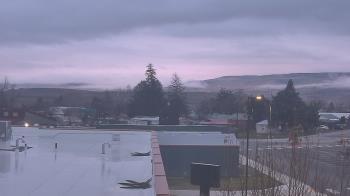 Weather camera view of Bridgeport High School.