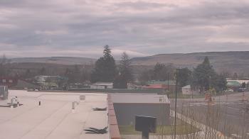 Weather camera view of Bridgeport High School.