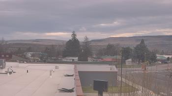 Weather camera view of Bridgeport High School.