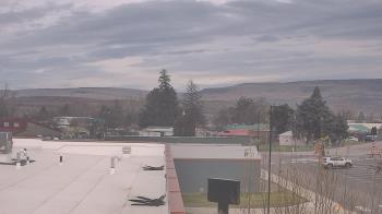 Weather camera view of Bridgeport High School.