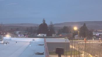 Weather camera view of Bridgeport High School.