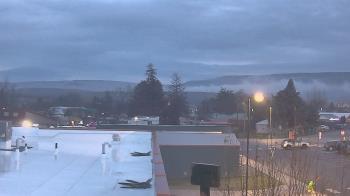 Weather camera view of Bridgeport High School.