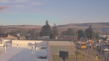 Weather camera view of Bridgeport High School.