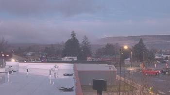 Weather camera view of Bridgeport High School.