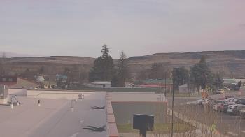 Weather camera view of Bridgeport High School.