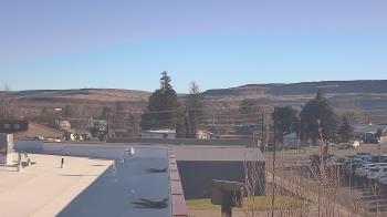 Weather camera view of Bridgeport High School.