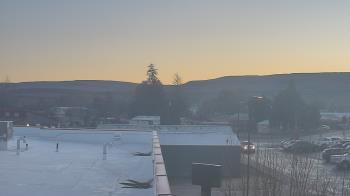 Weather camera view of Bridgeport High School.