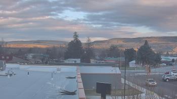 Weather camera view of Bridgeport High School.