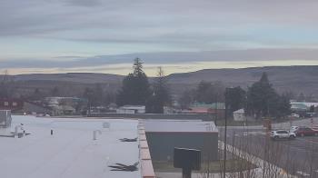Weather camera view of Bridgeport High School.
