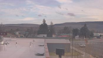 Weather camera view of Bridgeport High School.